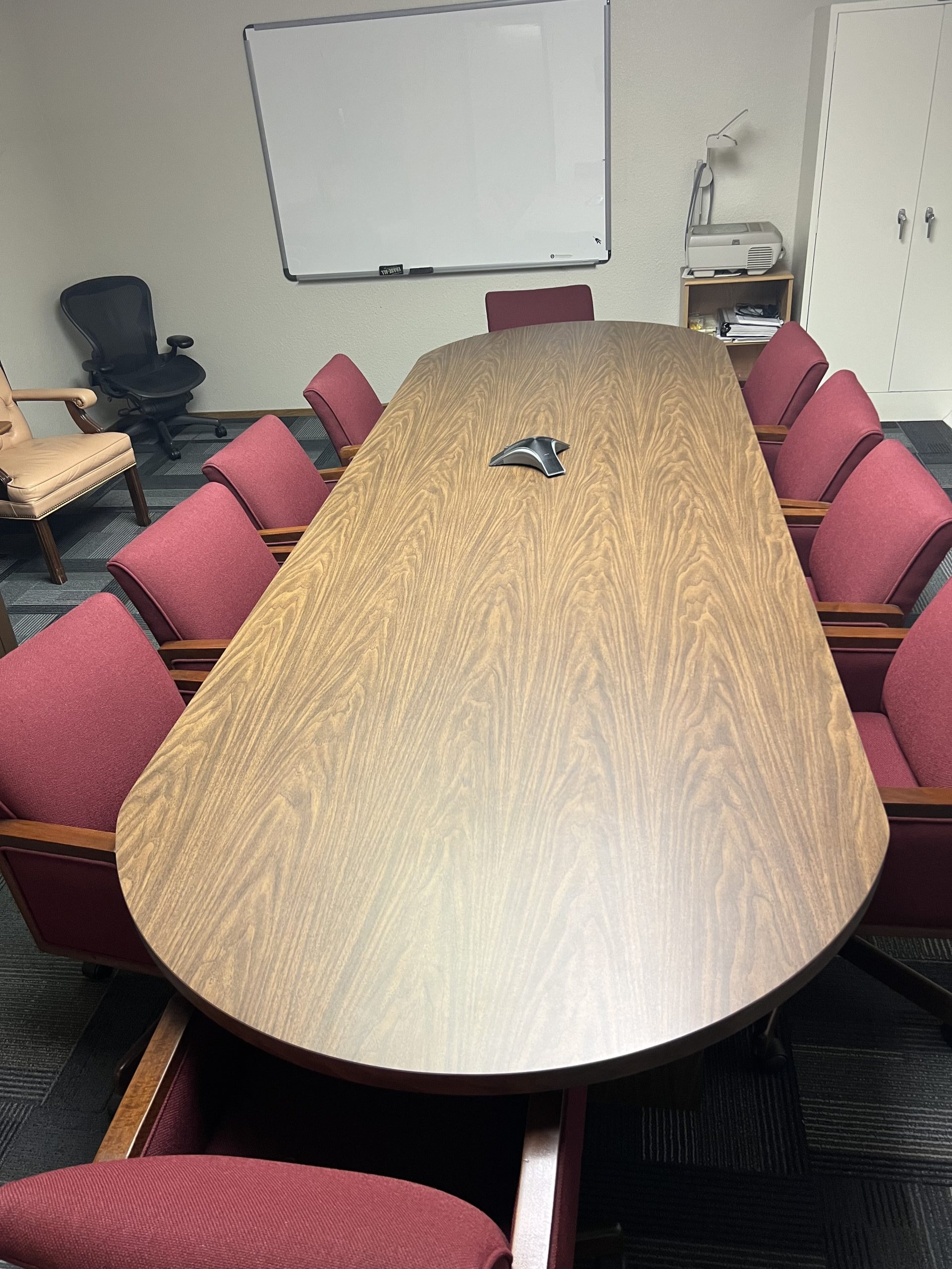 casual and intimate atmosphere of the middle way health family counseling forum